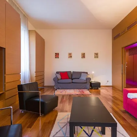 Arena Centro Apartment